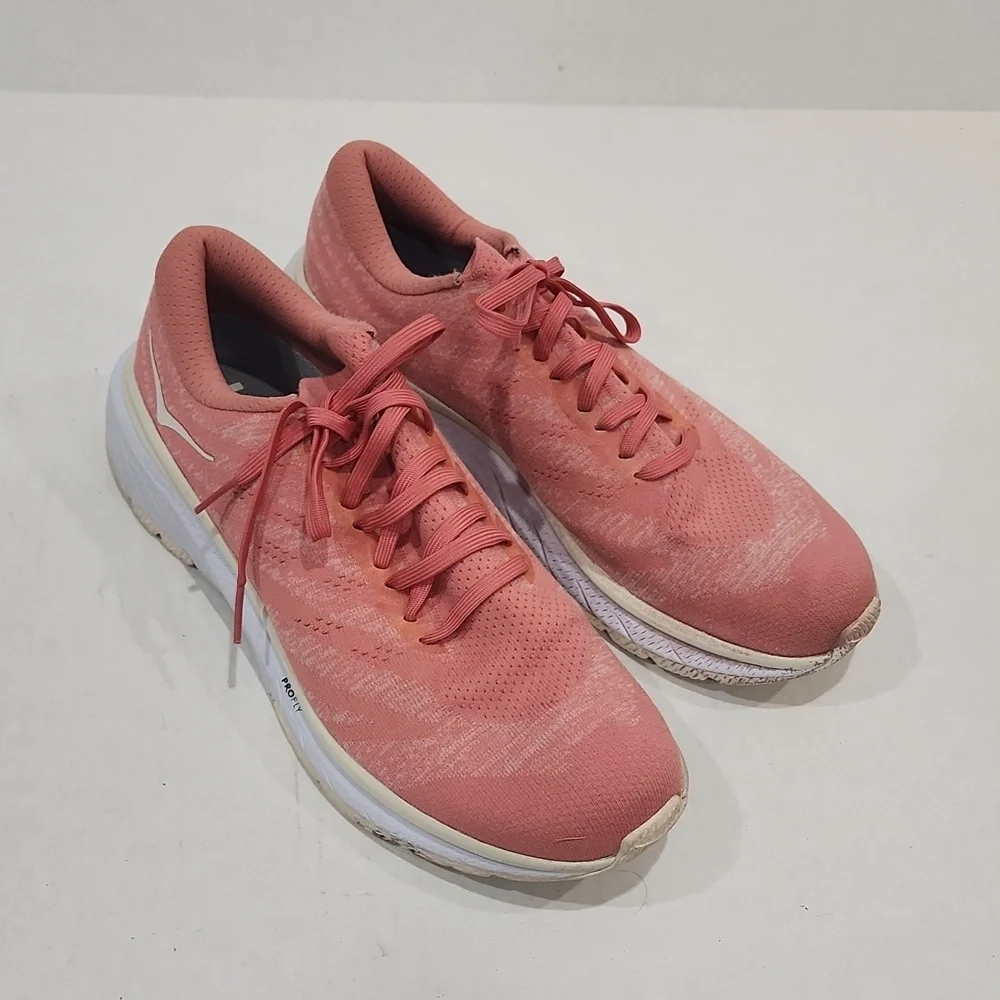 Hoka One One Cavu 3 Women's Size 10.5 Running Shoes Lantana Eggnog